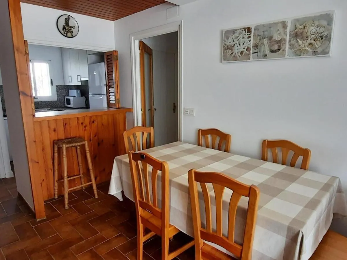 Διαμέρισμα Apartamento Espacioso En Llanca Cerca De La Playa Con Terraza Y Acepta Mascotas - Es-170-39